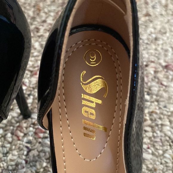 Shein black pumps Size 9 - Picture 5 of 5